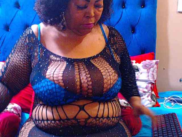Ebonycandy10 webcam