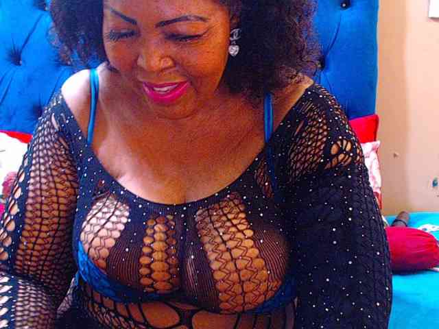 Ebonycandy10 webcam