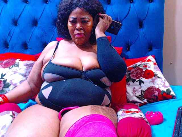 Ebonycandy10 webcam