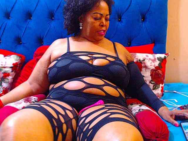 Ebonycandy10 webcam