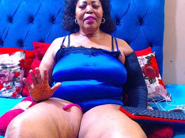 Ebonycandy10 webcam