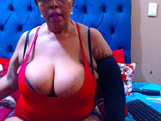 Ebonycandy10 webcam