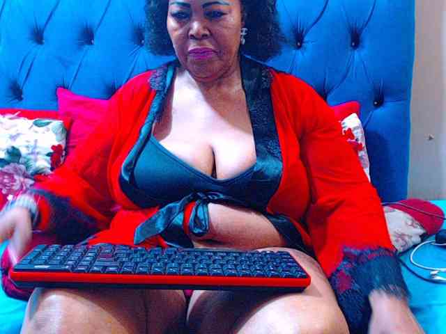Ebonycandy10 webcam