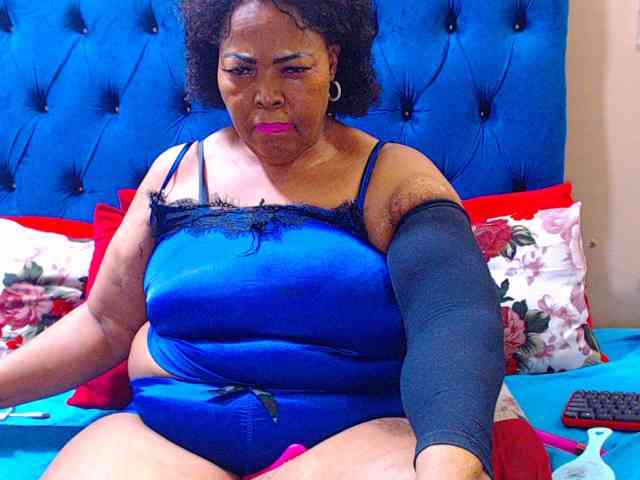 Ebonycandy10 webcam
