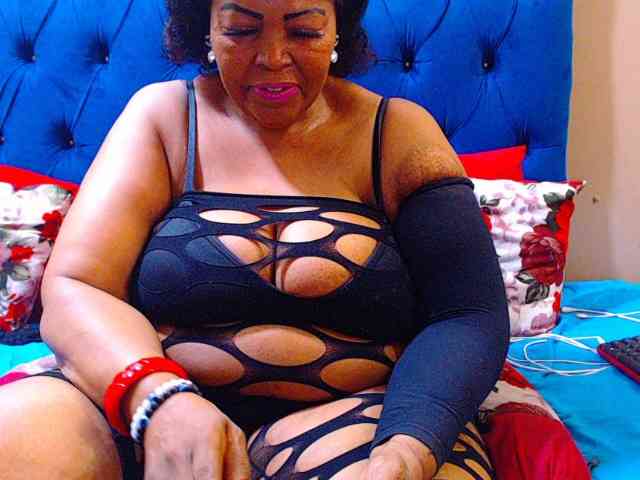 Ebonycandy10 webcam