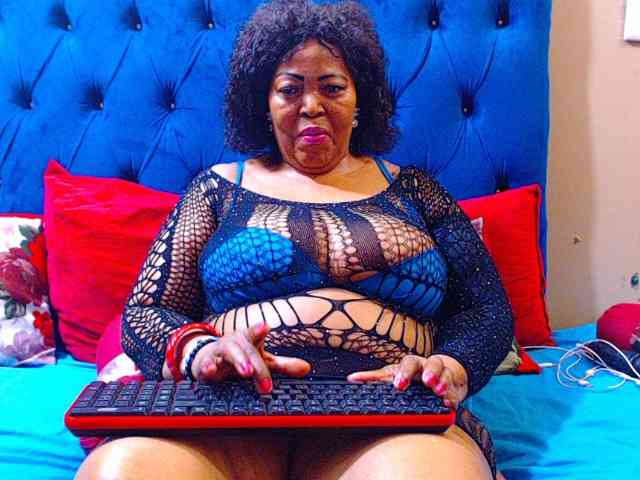 Ebonycandy10 webcam