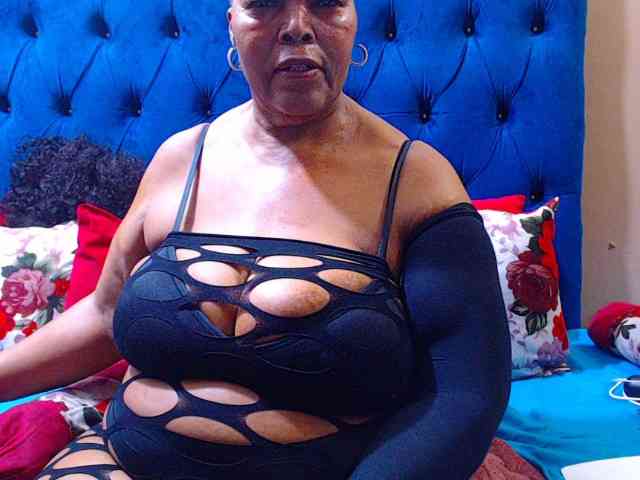 Ebonycandy10 webcam