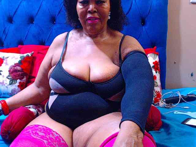 Ebonycandy10 webcam