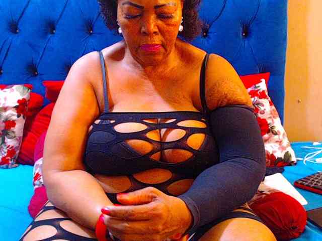 Ebonycandy10 webcam