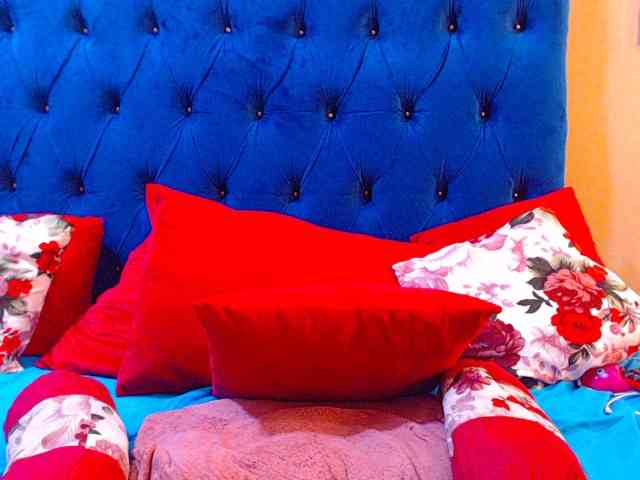 Ebonycandy10 webcam