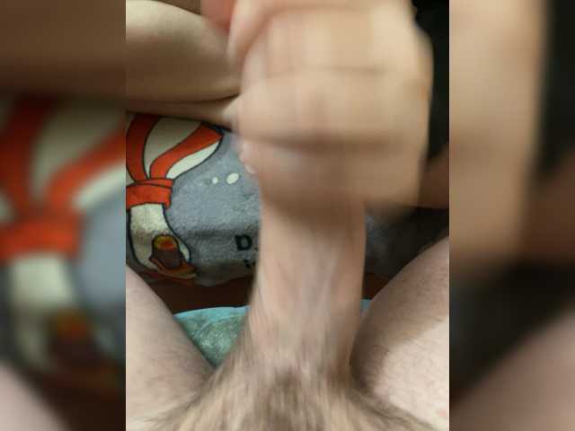 Entra en el chat con el modelo markAndhella markAndhella