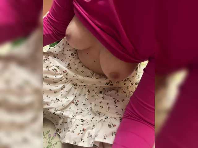 Entra en el chat con el modelo markAndhella markAndhella