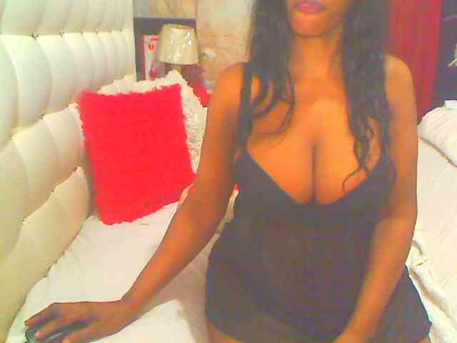 HOTLILLIE webcam