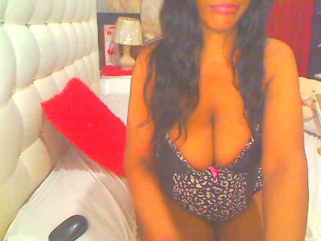 HOTLILLIE webcam