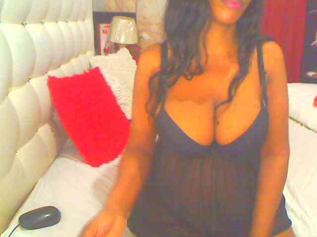 HOTLILLIE webcam