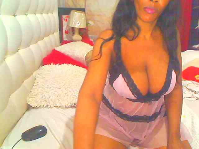 HOTLILLIE webcam
