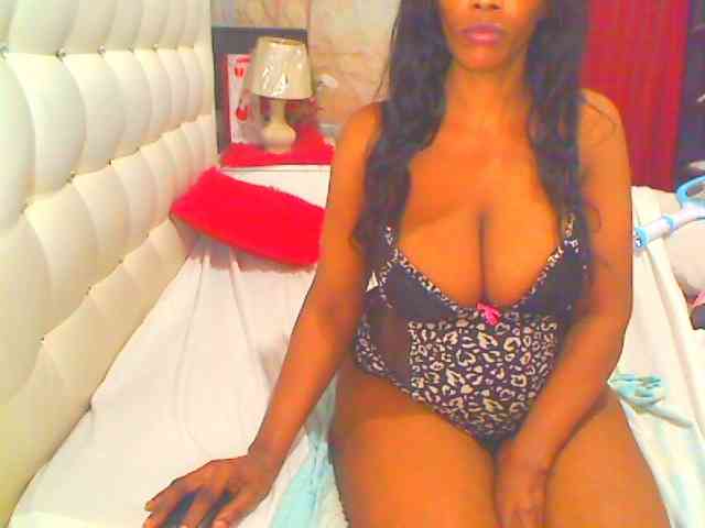 HOTLILLIE webcam