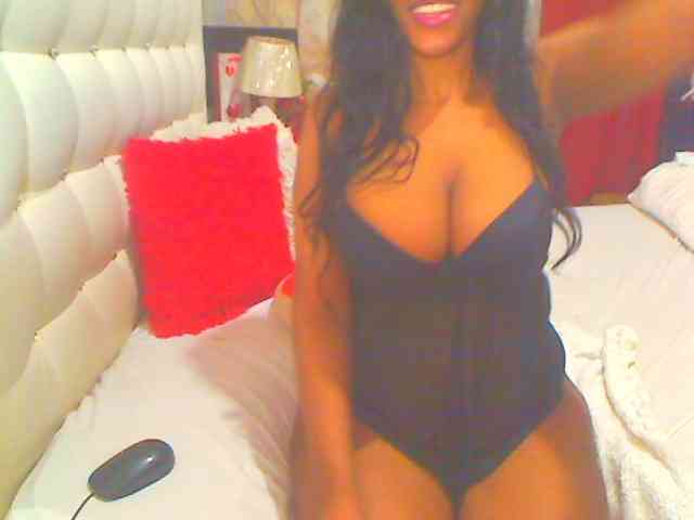 HOTLILLIE webcam