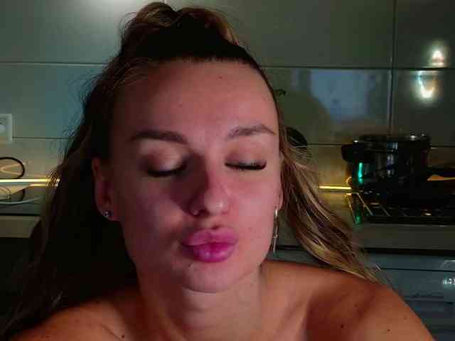 Tatachka1 webcam