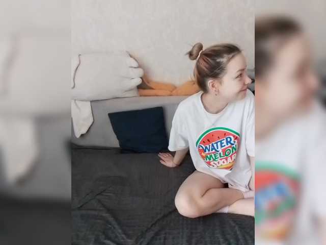 Accedi alla chat con il nickname cutesmiles cutesmiles