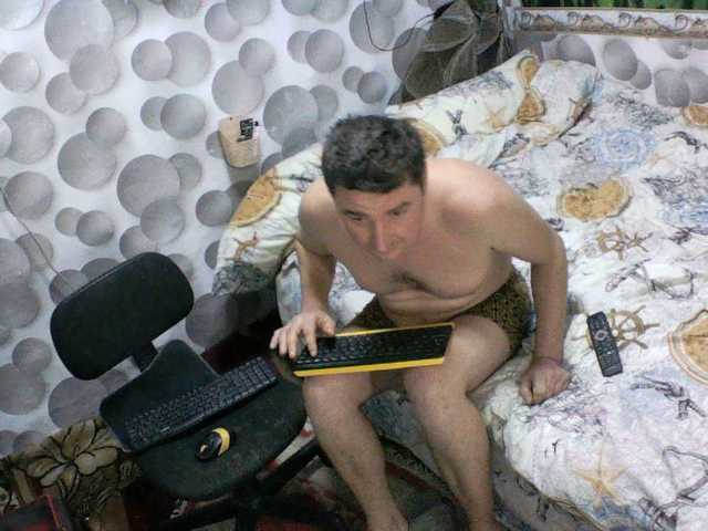 Entra en el chat con el modelo Natalochka Natalochka