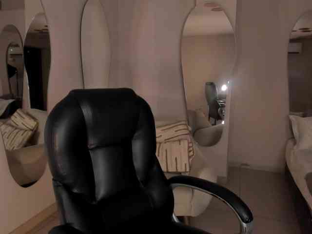 BellaRose webcam
