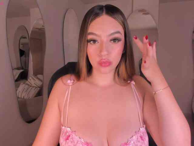 BellaRose webcam