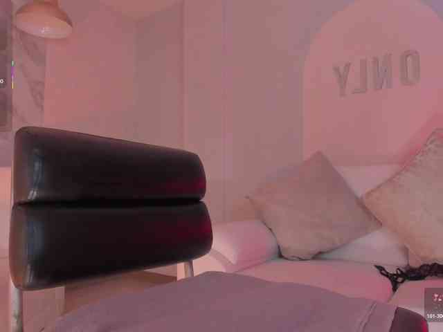 ViolettHansson webcam