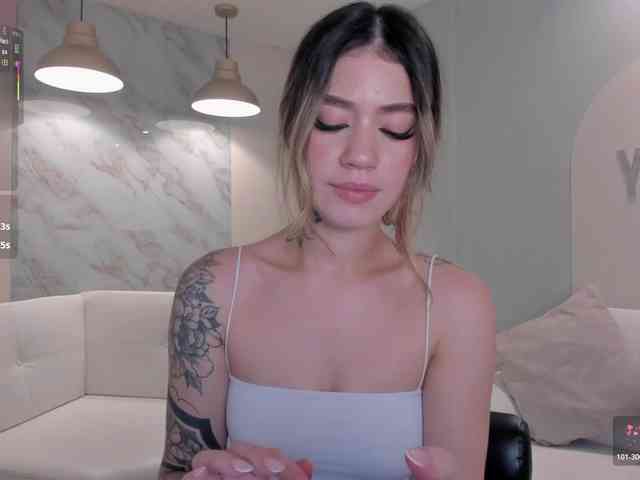 ViolettHansson webcam