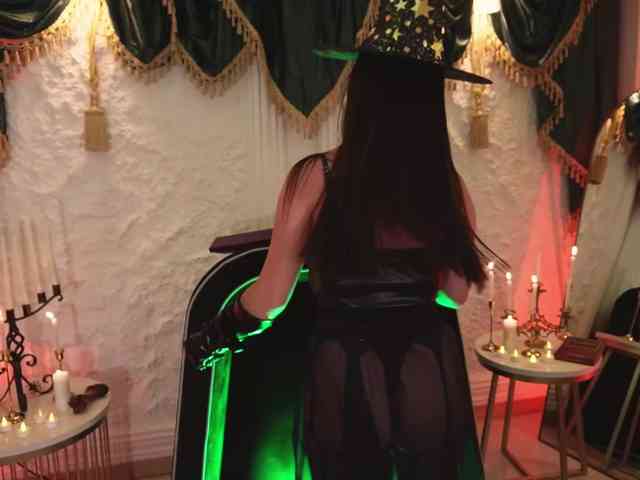 AliceHarper1
