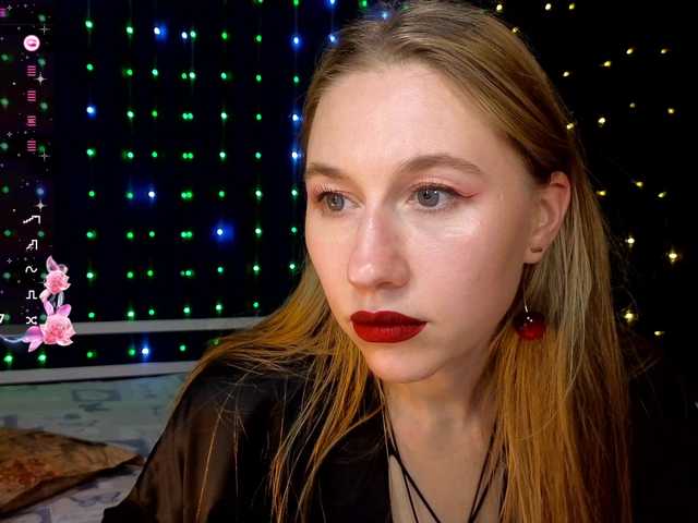 Рунетки: баба дрочит хуй коню, секс чат бесплатно
