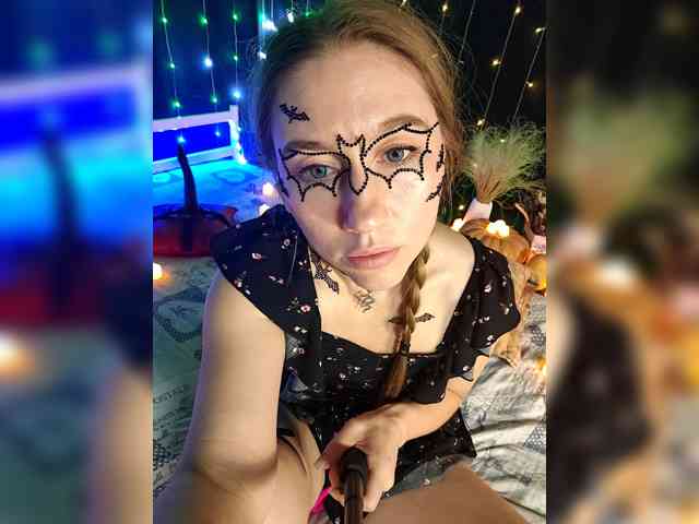 kiskaWEDNESDAY webcam