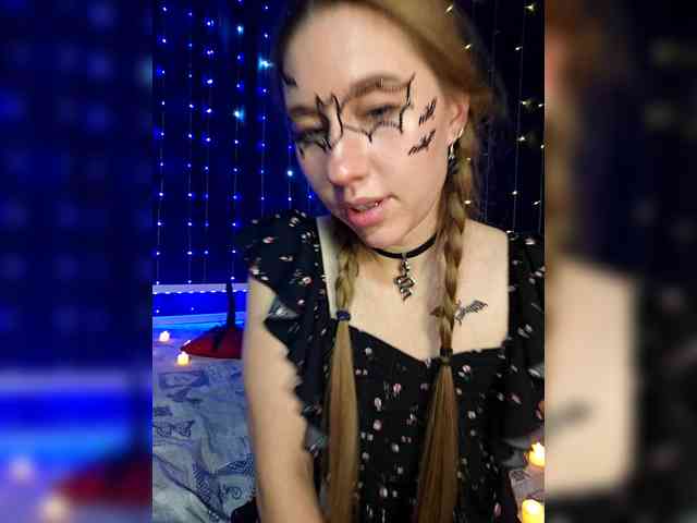 kiskaWEDNESDAY webcam