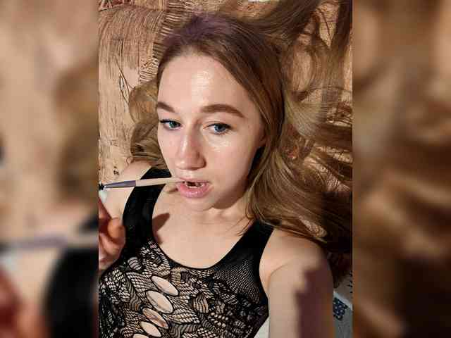 kiskaWEDNESDAY webcam