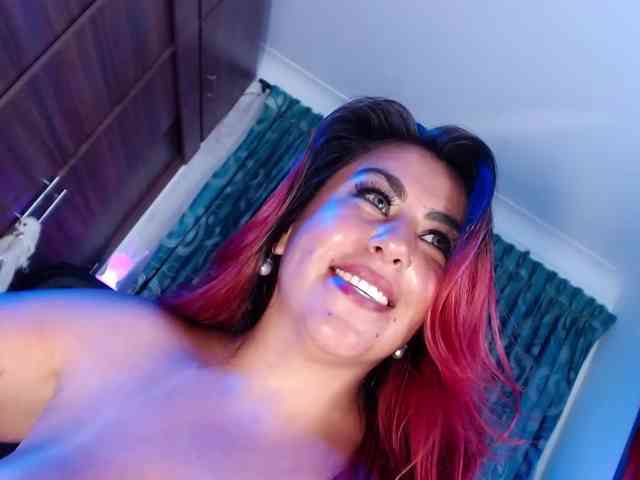 GatuSexx webcam