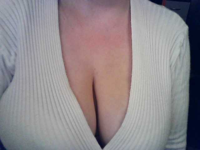 --A-M-I-N-A-- webcam