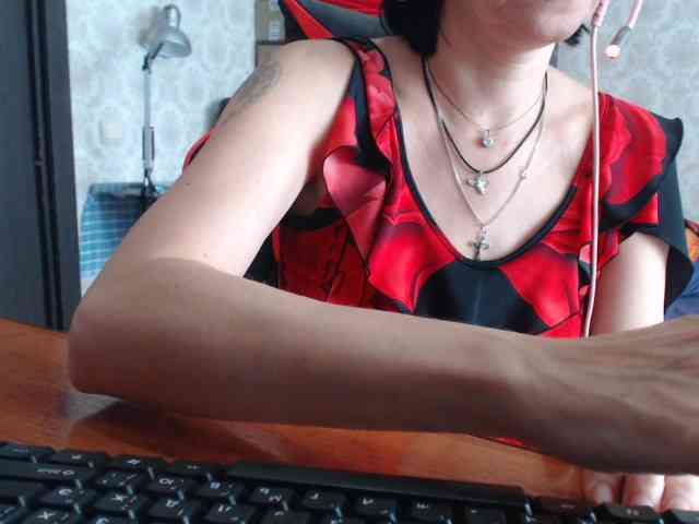 naked_taxi_dispatcher webcam