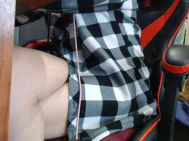 naked_taxi_dispatcher webcam