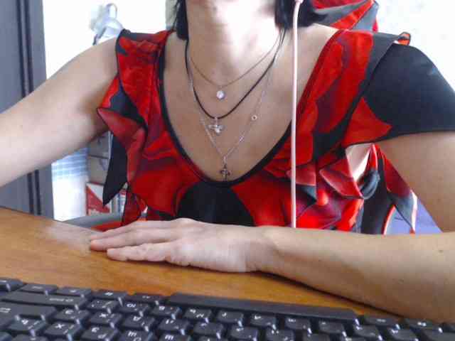 naked_taxi_dispatcher webcam