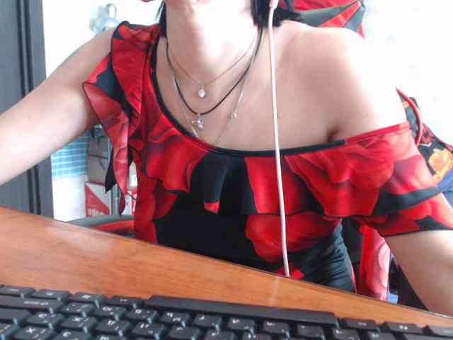 naked_taxi_dispatcher webcam