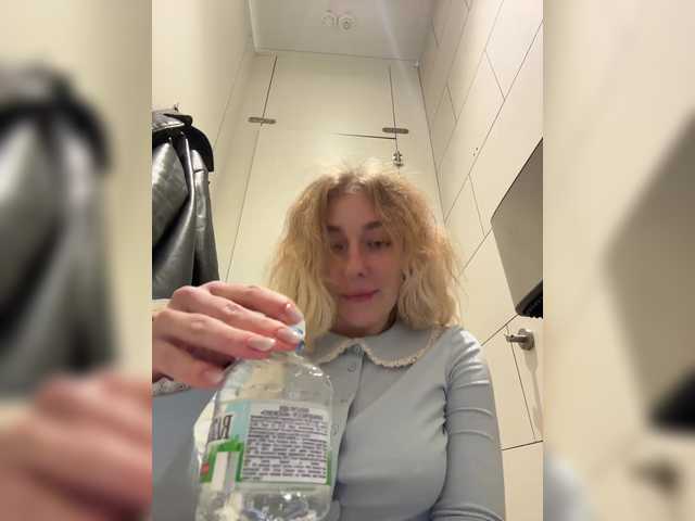 Vai a chattare su JJane- JJane-