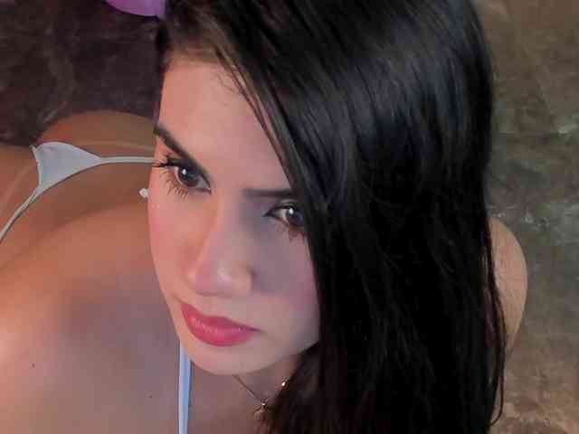 AngelicaVega webcam
