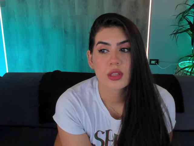 AngelicaVega webcam