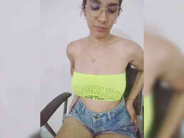 kloeJack webcam