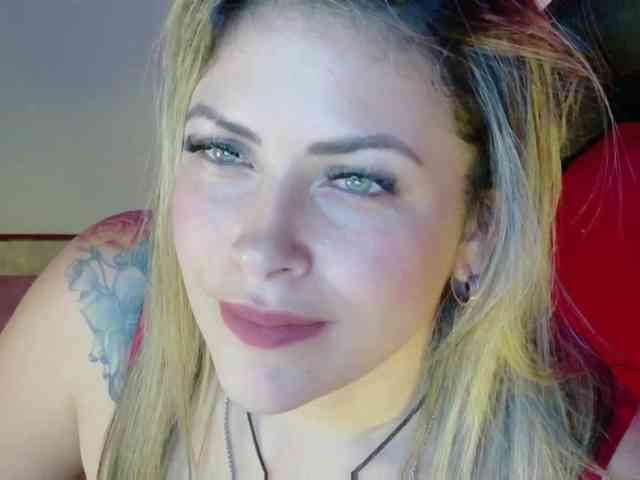 Alexa_lopez webcam