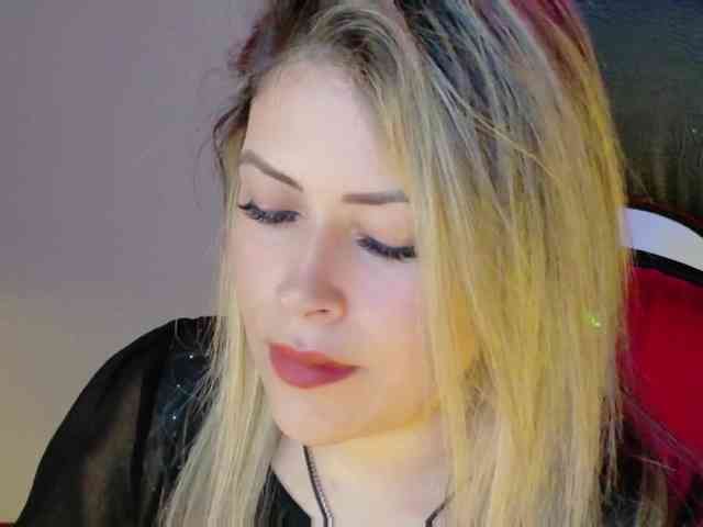 Alexa_lopez webcam