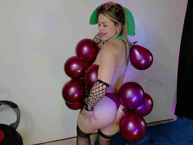 Alexa_lopez webcam
