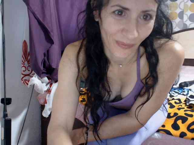 evacrisxxxx webcam