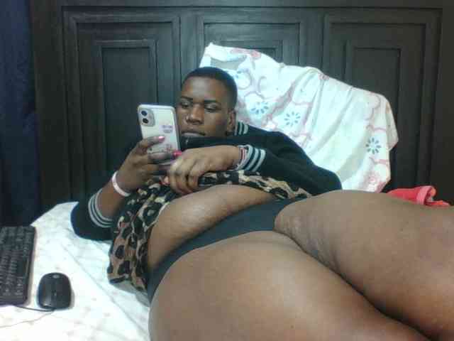 Sexyblacktits webcam