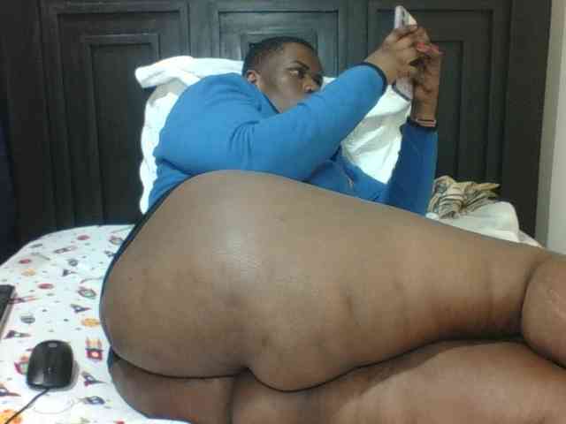 Sexyblacktits webcam